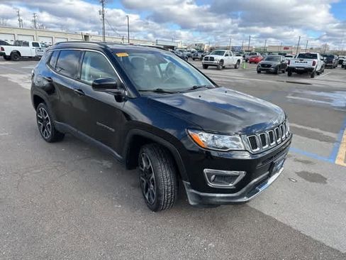 Used 2018 Jeep Compass Limited w/ Navigation Group image 21