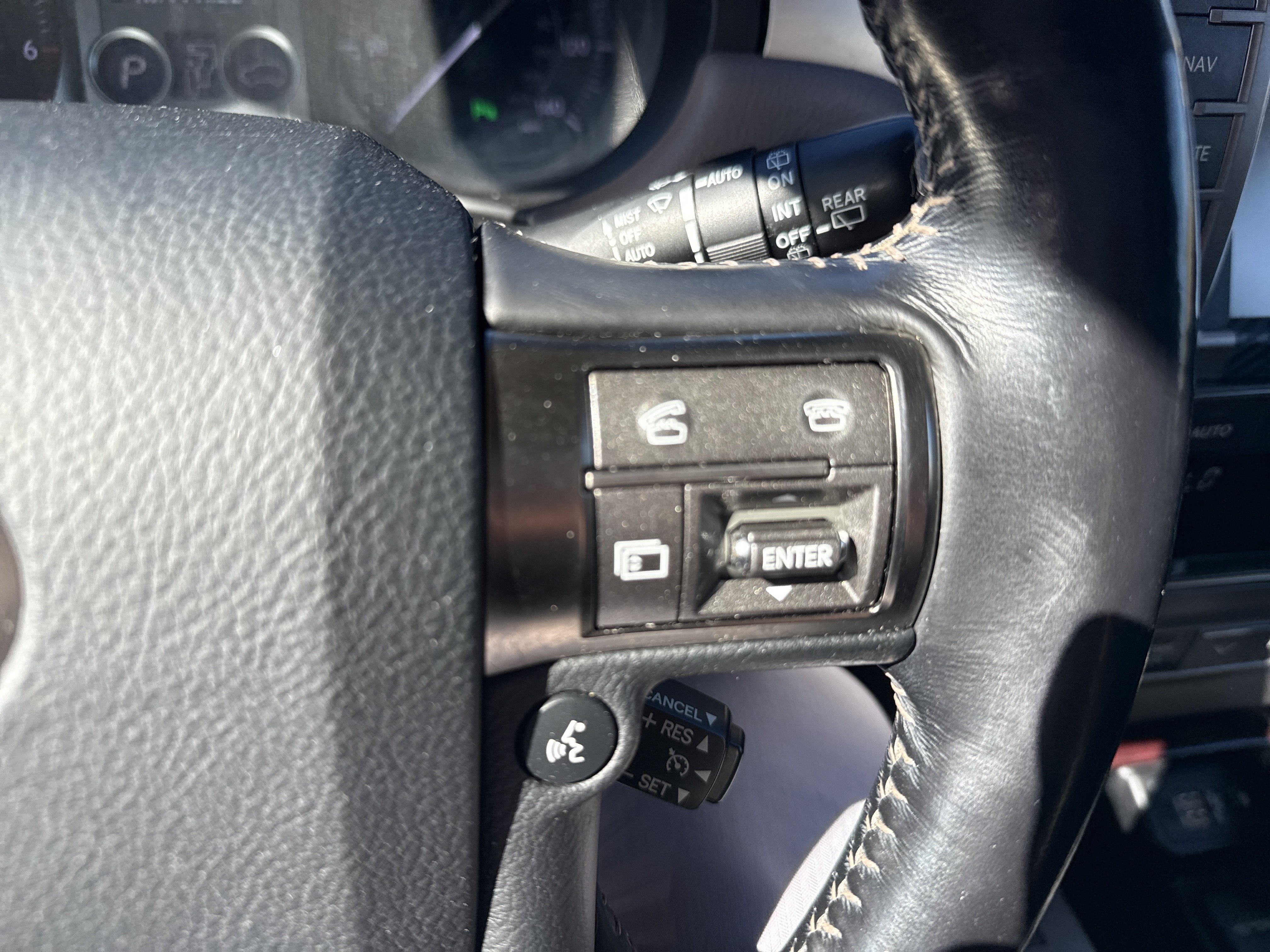 Used 2017 Lexus GX 460 Premium w/ Premium Package AWD/4WD image 20