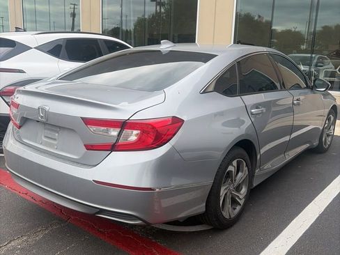 Used 2019 Honda Accord EX image 4