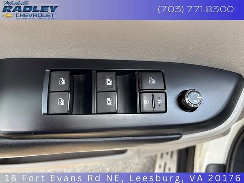 Used 2018 Toyota Highlander XLE AWD/4WD image 14