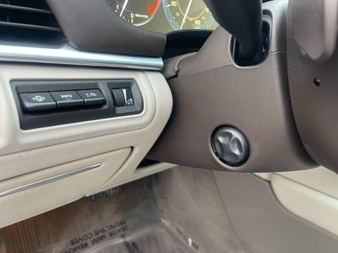 Used 2013 Cadillac XTS Platinum image 27