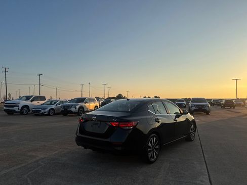 Certified 2023 Nissan Sentra SV w/ SV Premium Package FWD image 21