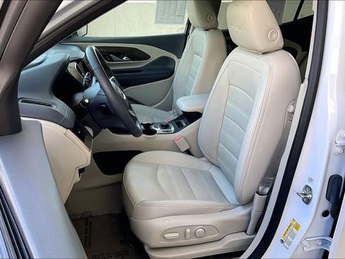 Used 2024 GMC Terrain Denali w/ Denali Premium Package AWD/4WD image 24