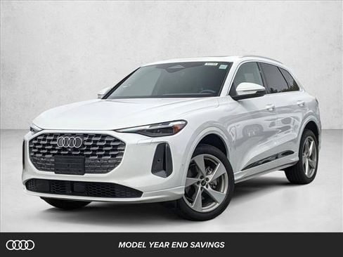 New 2025 Audi Q5 Premium Plus image 1