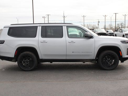 New 2026 Jeep Grand Wagoneer L Limited image 35