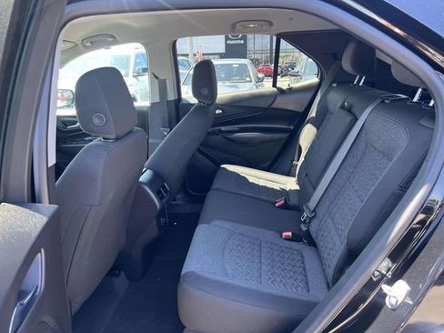 Certified 2024 Chevrolet Equinox LT FWD image 11