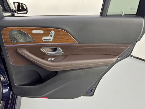 Used 2022 Mercedes-Benz GLS 450 4MATIC image 54