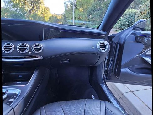 Used 2015 Mercedes-Benz S 550 4MATIC Coupe image 30