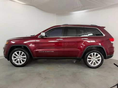 Used 2017 Jeep Grand Cherokee Limited w/ Luxury Group II AWD/4WD image 4
