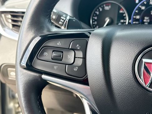 Used 2024 Buick Enclave Premium image 27