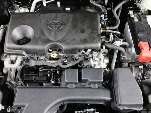 Used 2024 Toyota RAV4 LE image 22