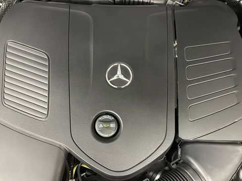 New 2025 Mercedes-Benz GLC 350e 4MATIC image 12