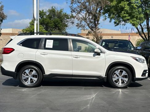 Used 2019 Subaru Ascent Premium w/ Popular Package #3 AWD/4WD image 2