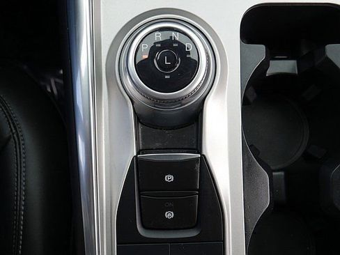 Used 2023 Ford Explorer XLT w/ Equipment Group 202A image 43