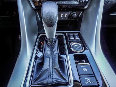 New 2026 Mitsubishi Eclipse Cross SE AWD/4WD image 25