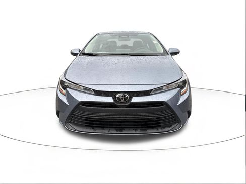 Used 2024 Toyota Corolla LE FWD image 8