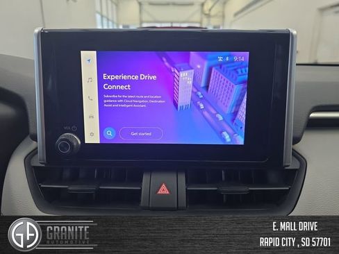 Used 2025 Toyota RAV4 XLE image 19