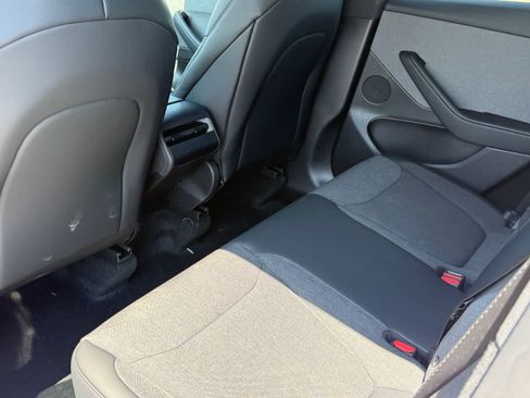 Used 2026 Tesla Model Y 2WD image 7