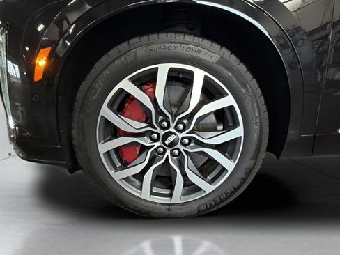 Used 2022 Cadillac XT6 Sport w/ Platinum Package AWD/4WD image 35
