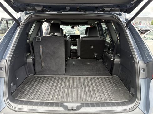 Used 2024 Toyota Grand Highlander AWD Hybrid image 8