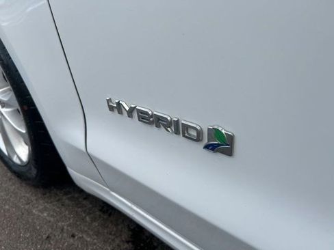 Used 2019 Ford Fusion SE image 50