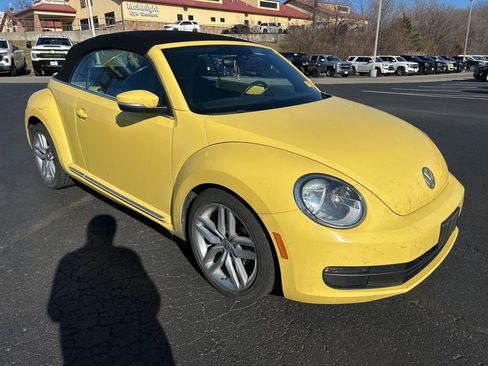 Used 2016 Volkswagen Beetle 1.8T SE image 2
