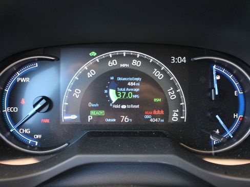 Used 2025 Toyota RAV4 XLE w/ Convenience Package AWD/4WD image 20