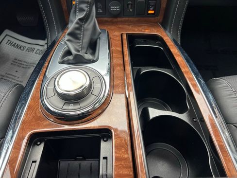 Used 2018 INFINITI QX80 4WD w/ Driver Assistance Package image 56