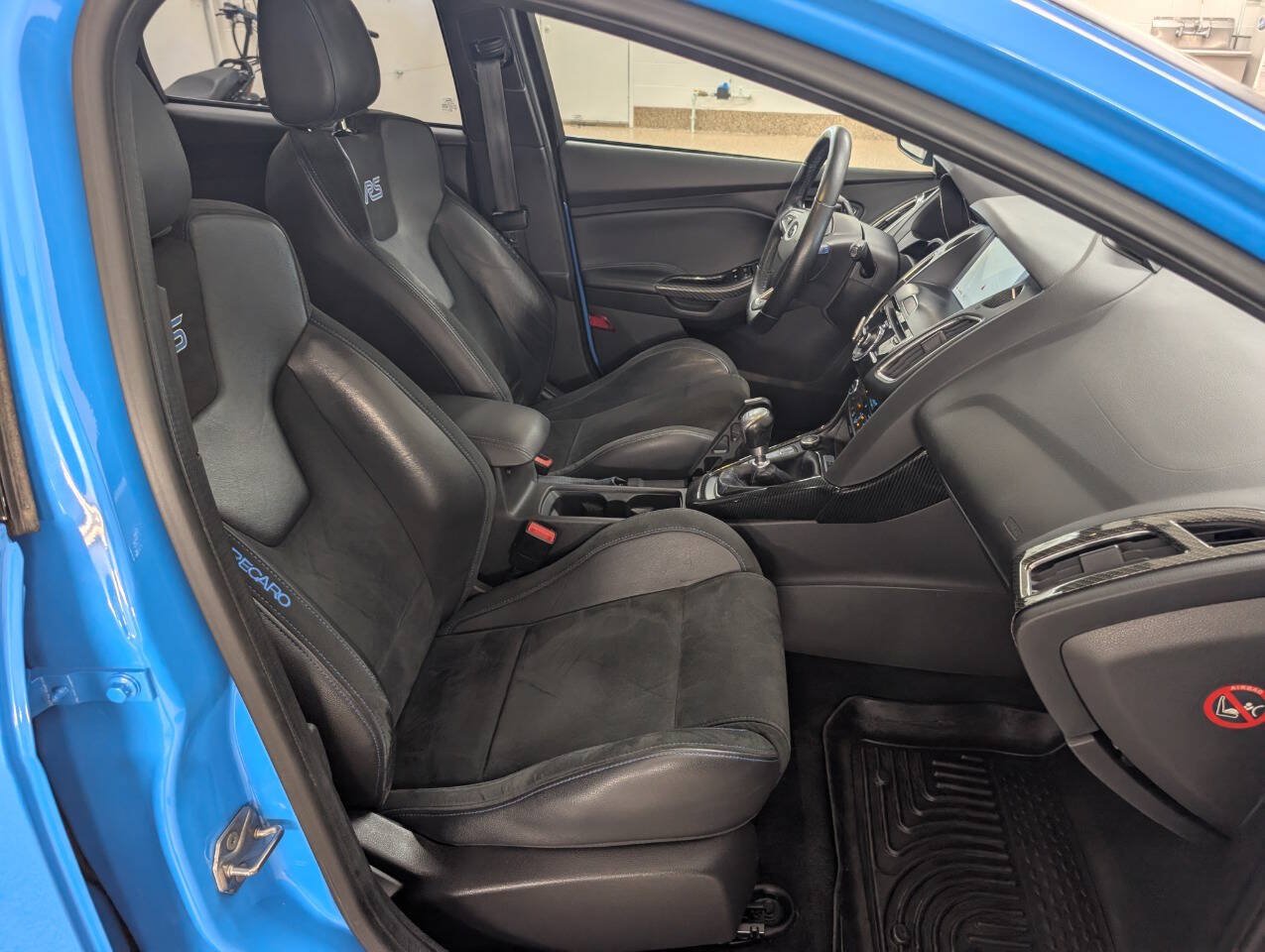 Used 2017 Ford Focus RS AWD/4WD image 20