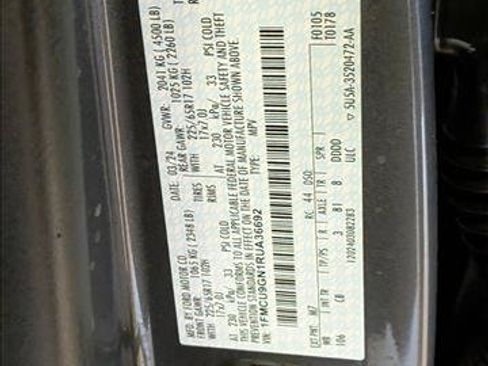 Certified 2024 Ford Escape Active AWD/4WD image 24