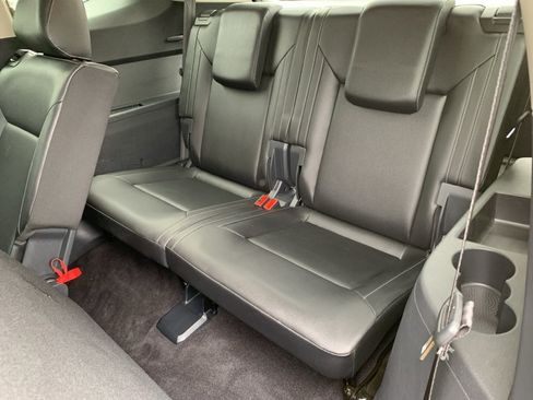 Used 2018 Volkswagen Atlas SE AWD/4WD image 12