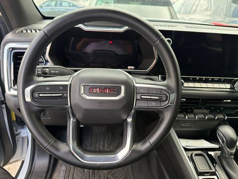 Used 2024 GMC Canyon Elevation w/ Convenience Package RWD image 13
