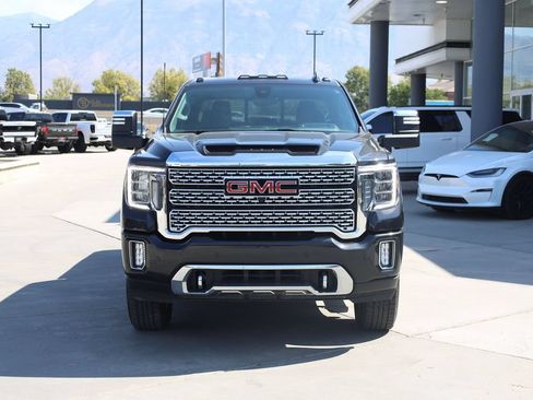 Used 2021 GMC Sierra 3500 Denali w/ Denali Ultimate Package AWD/4WD image 9