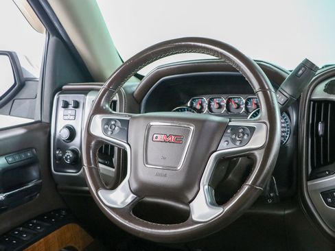 Used 2018 GMC Sierra 1500 SLT w/ SLT Premium Package AWD/4WD image 13