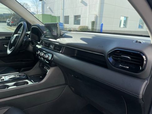 Certified 2025 Honda Pilot EX-L image 33