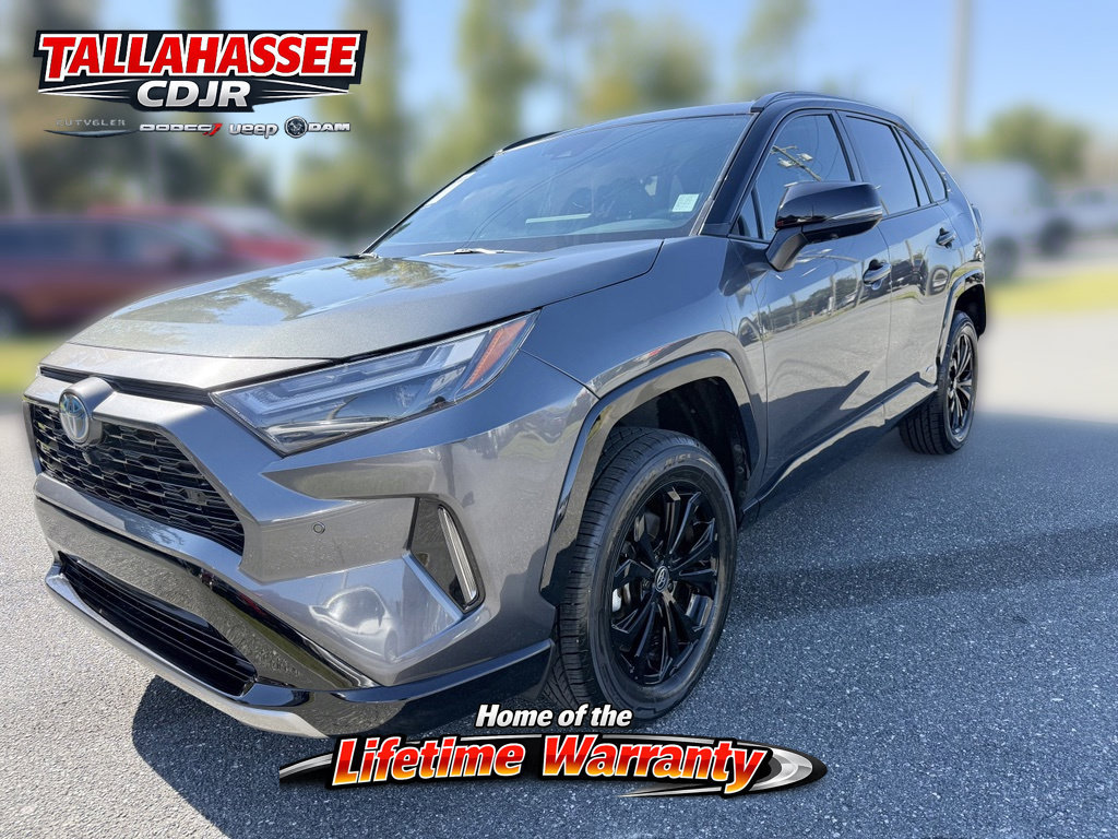 Used 2023 Toyota RAV4 XSE AWD/4WD image 12