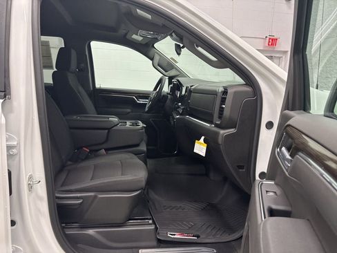 New 2026 Chevrolet Silverado 1500 RST AWD/4WD image 37