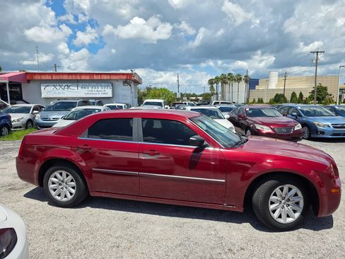 Used 2008 Chrysler 300 LX RWD image 8
