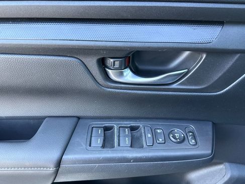 Certified 2025 Honda CR-V EX image 13