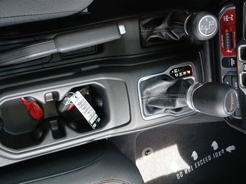 New 2026 Jeep Gladiator Mojave AWD/4WD image 16