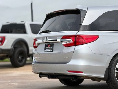 Used 2020 Honda Odyssey Elite image 12
