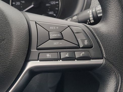 Used 2023 Nissan Kicks SV image 28