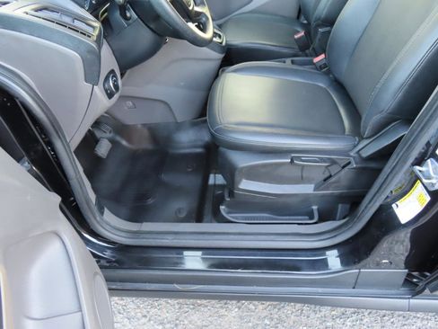 Used 2021 Ford Transit Connect XL image 12