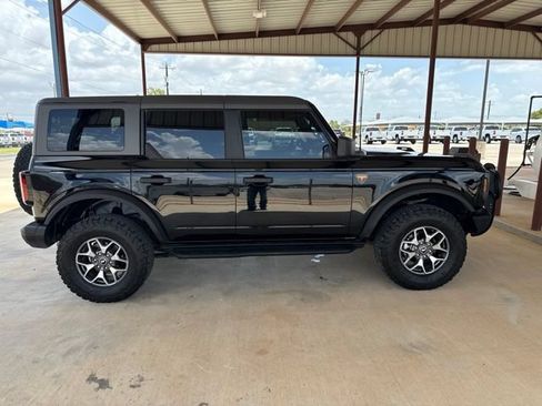 Used 2024 Ford Bronco Badlands AWD/4WD image 9