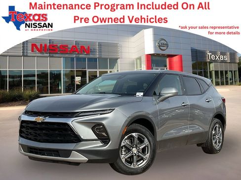 Used 2025 Chevrolet Blazer LT image 1