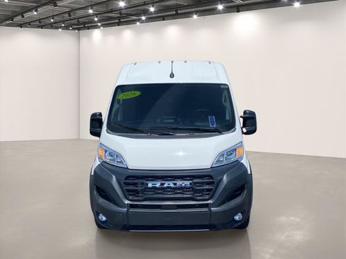 Used 2026 RAM ProMaster 2500 w/ Convenience Group FWD image 2