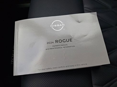 Certified 2024 Nissan Rogue Platinum image 25