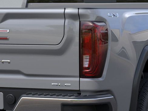 New 2025 GMC Sierra 2500 SLE w/ Preferred Package image 11
