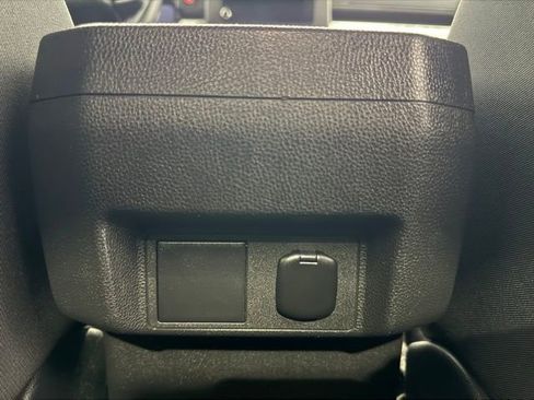 Used 2024 Toyota Tacoma TRD Off-Road image 25