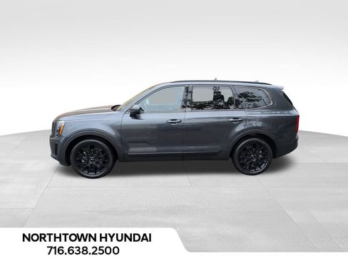 Used 2022 Kia Telluride EX w/ EX Premium Package AWD/4WD image 2